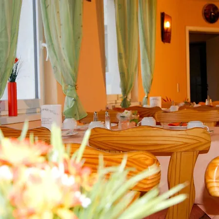 Schonunger Bucht Hotel Waigolshausen
